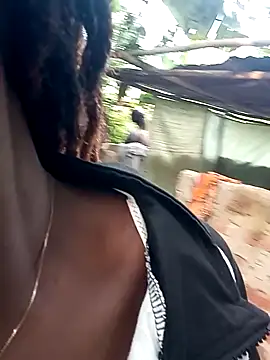 Snapshot of Black_juicy24 chatting on 01.21.25 Black juicy24 online show from 01.21.25