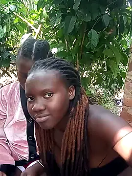 Snapshot of Black_juicy24 chatting on 02.02.25 Black juicy24 online show from 02.02.25