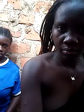 Snapshot of Black_juicy24 chatting on 02.17.25 Black juicy24 online show from 02.17.25