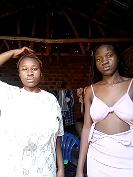 Snapshot of Black_juicy24 chatting on 11.29.25 Black juicy24 online show from 11.29.25