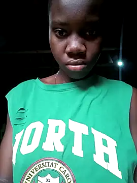 Snapshot of Black_juicy24 chatting on 12.19.25 Black juicy24 online show from 12.19.25