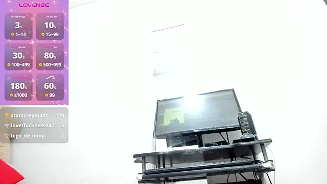 Snapshot of Dalia_20 chatting on 12.29.24 Dalia 20 online show from 12.29.24