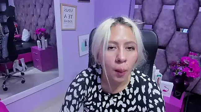 ConstansBlonde online show from 12.05.24