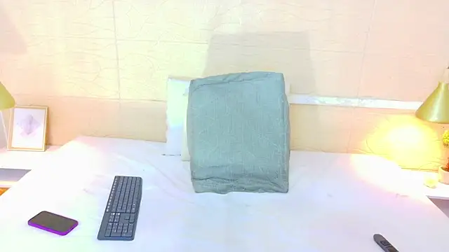 Chocolatte bar online show from 01.10.26