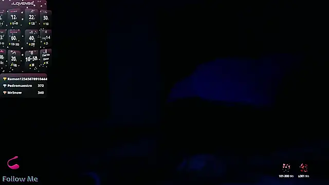 IsaValencia online show from 02.16.25