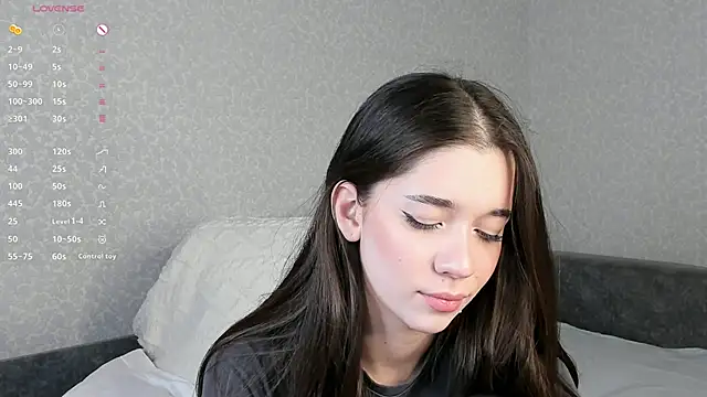 Snapshot of Butterflys1268 chatting on 02.02.25 Butterflys1268 online show from 02.02.25