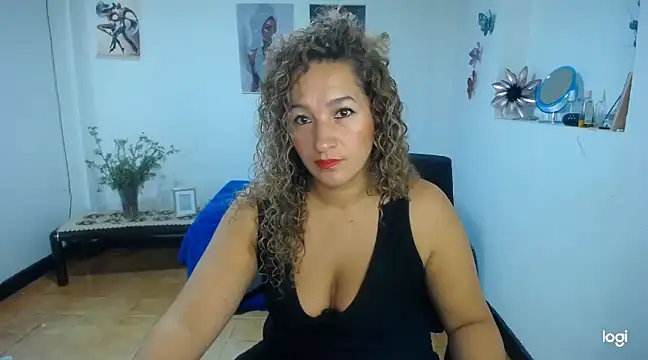 mature tammyjones online show from 12.06.24