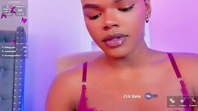 Snapshot of CamiEstrada chatting on 09.21.25 CamiEstrada online show from 09.21.25