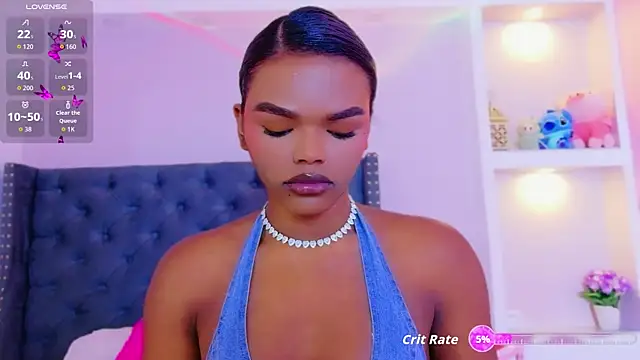 Snapshot of CamiEstrada chatting on 10.29.25 CamiEstrada online show from 10.29.25