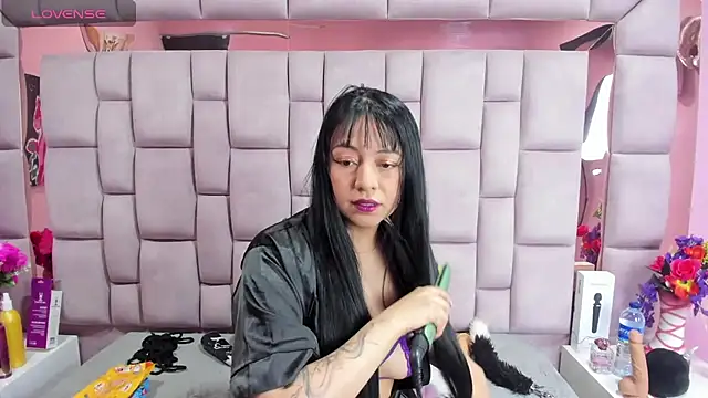 slut anal  online show from 03.17.25