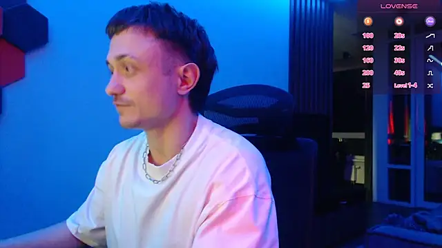 Snapshot of alex_nash chatting on 10.16.25 alex nash online show from 10.16.25