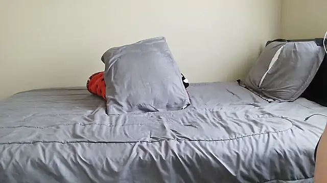 cumwithkash online show from 02.20.25