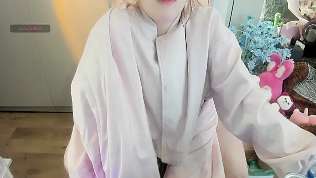 Snapshot of _Dau_ chatting on 12.23.24  Dau  online show from 12.23.24