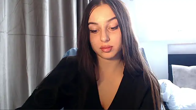 courtneyPerfect online show from 09.29.25