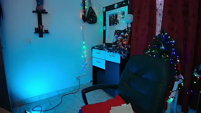 TinnaDawsom online show from 12.05.24