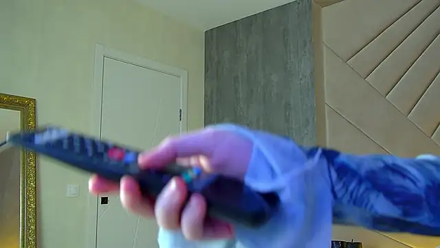 MaliaLandre online show from 02.27.25
