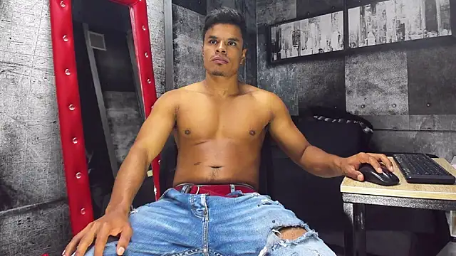 Derek Lustfordx online show from 01.06.25