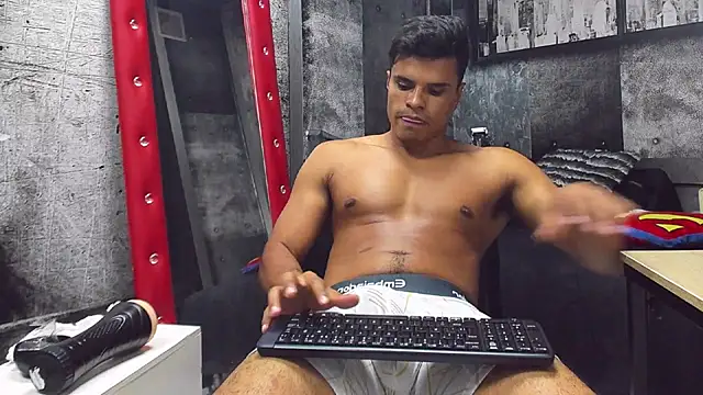 Derek Lustfordx online show from 01.28.25