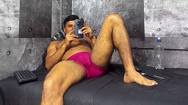 Derek Lustfordx online show from 02.25.25