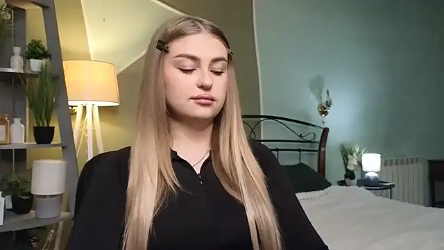 Snapshot of edaachi chatting on 02.05.25 edaachi online show from 02.05.25