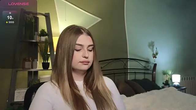 Snapshot of edaachi chatting on 02.16.25 edaachi online show from 02.16.25