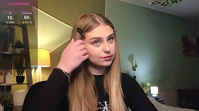 Snapshot of edaachi chatting on 02.22.25 edaachi online show from 02.22.25