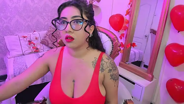 Snapshot of Sexy_cristall_ chatting on 02.20.25 Sexy cristall online show from 02.20.25