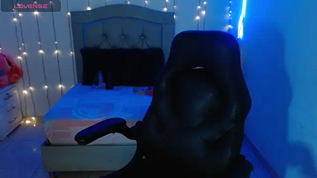 Alison girl20 online show from 09.25.25