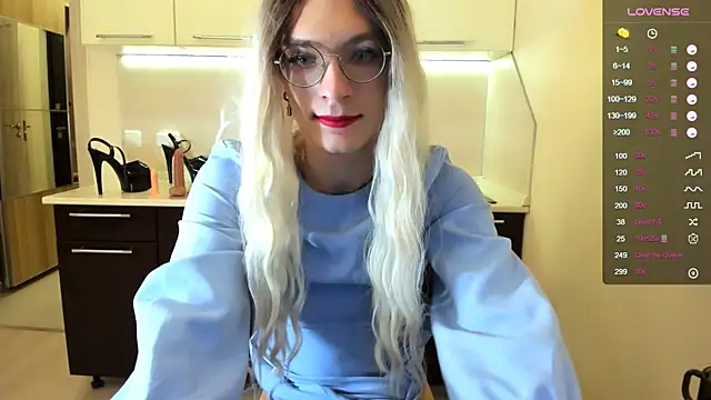 Snapshot of Jimmy_Bearn chatting on 02.19.25 Jimmy Bearn online show from 02.19.25