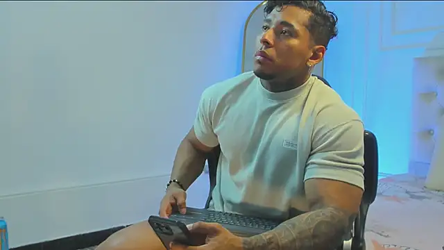 bradley smith online show from 10.18.25