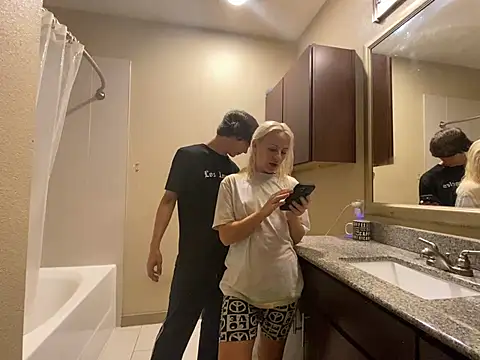 girlfriendmissy online show from 12.14.24