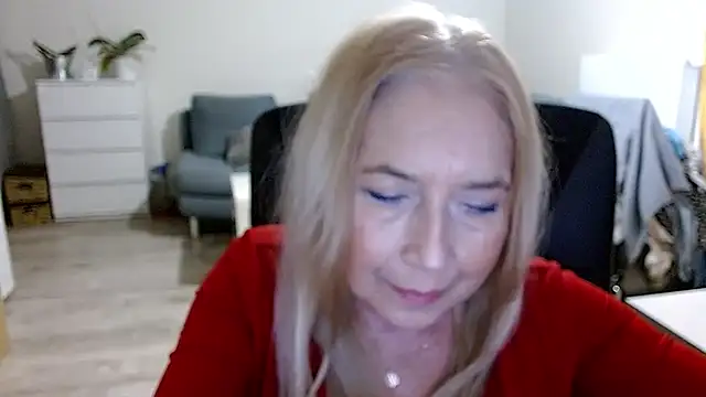 sofia xkiss online show from 12.11.24