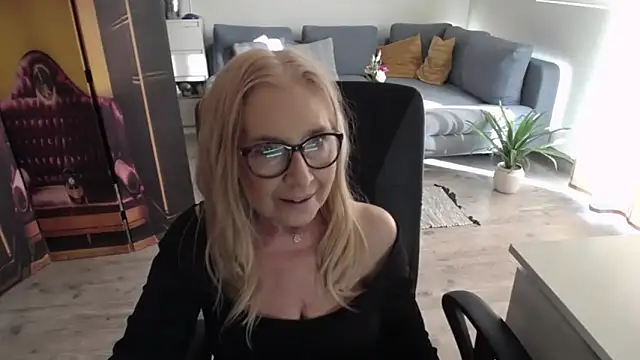 sofia xkiss online show from 03.19.26