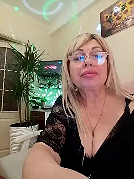 SusieNoreen online show from 02.26.25