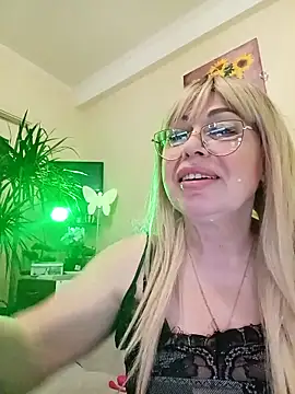 SusieNoreen online show from 03.11.25