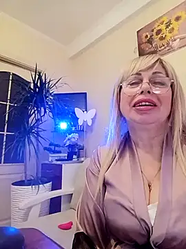 SusieNoreen online show from 03.14.25