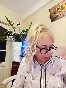 SusieNoreen online show from 10.01.25