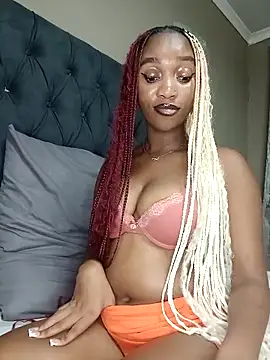 Snapshot of Shria107 chatting on 02.17.25 Shria107 online show from 02.17.25