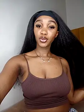 Snapshot of Shria107 chatting on 09.17.25 Shria107 online show from 09.17.25