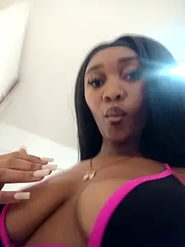 Snapshot of Shria107 chatting on 09.20.25 Shria107 online show from 09.20.25