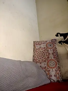 Snapshot of Shria107 chatting on 10.22.25 Shria107 online show from 10.22.25