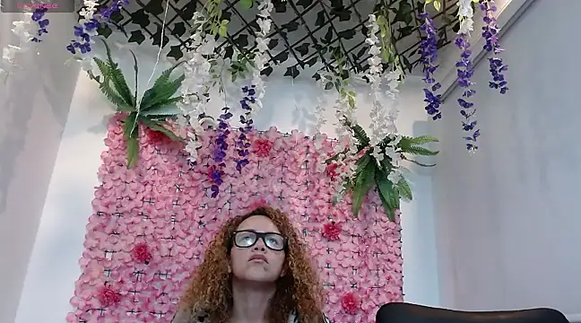 BLONDE SEXYHOT online show from 02.13.25