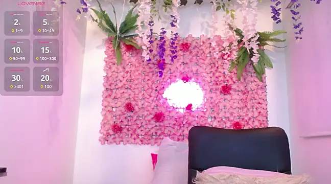 BLONDE SEXYHOT online show from 02.13.25