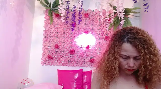 BLONDE SEXYHOT online show from 02.15.25