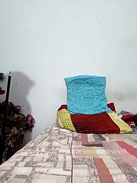 Snapshot of catreena chatting on 10.09.25 catreena online show from 10.09.25