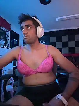 Snapshot of iamexist800 chatting on 11.06.25 iamexist800 online show from 11.06.25