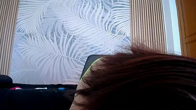 LauraRossi Nova online show from 02.24.25