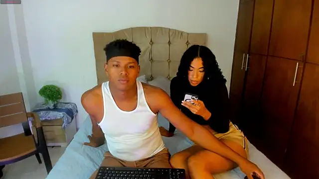 sasha fox00 online show from 02.13.25