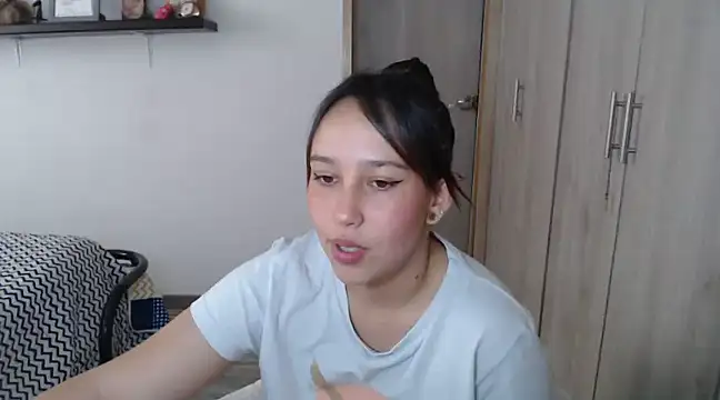 Snapshot of Skarlet_Adams28 chatting on 12.06.24 Skarlet Adams28 online show from 12.06.24