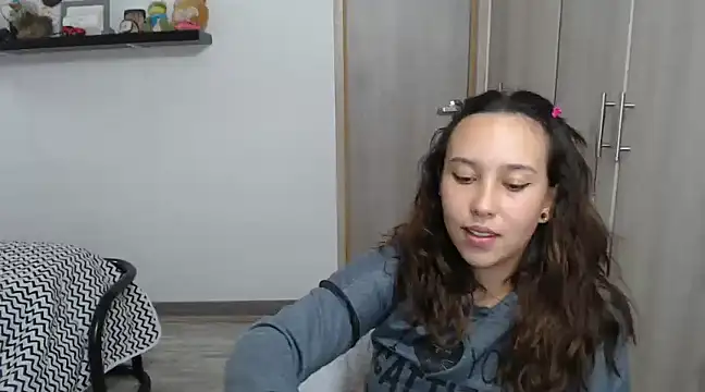 Snapshot of Skarlet_Adams28 chatting on 01.11.25 Skarlet Adams28 online show from 01.11.25